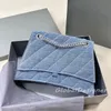 Designerin Frau Le Cagole coole Schlinge Tasche Umhängetaschen Stadt Neo Cagole Crossbody Bag Niete Denim Bag Halbmond Neo Motorradkartenhalter Taschen Handtaschen Diamond 7a