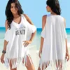 Sommarstrandbikini täcker kvinnor vit av axeln kafan sarong lösa toppar avslappnad fransad skjorta badkläder strandkläder