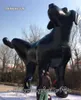 Großhandelspezifisch Customized niedliches Tiermodell aufblasbare Dobermann Statue 3m/6m großer schwarzer Hund Luft geblasener Welpen -Skulptur für Outdoor -Event -Show