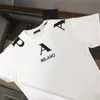 Camiseta de diseñador de camisetas para hombres de lujo camisetas negras con letra impresa