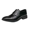 Kleiderschuhe Gentleman mit Löchern Kanada Heels elegante Männer Mann Sneaker Sport Fashion-Man Slaafersy Factory