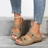 Vestido sapatos 2024women plataforma retrô chinelos de verão não deslizam Sandles Woman Hollow Out Orthopedic Beach Sandals