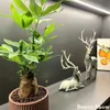 Dekorative Objekte Figuren nordische kreative Hirsch -Büro -Schreibtisch Figuren Elchskulptur für Wohnzimmer Hauszubehör Arts and Crafts Supplies T240505