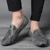 Chaussures décontractées Men de mode Mocasins en cuir en cuir clair