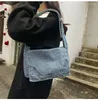 Pulseiro de jeans de jeans saco de ombro de jeans design de moda coreana Bolsa de aba azul profunda Y2K Grunge Bags Sagas de Bolsa Feminina de Polsa Feminina Verão