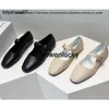 Les chaussures de rangée Row Classic The Soft Wiret Square Round Head Flat Mary Jane Single Shoes Fabriqué en cuir Dongguan 6MFK