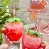 Tumbler 1 pc Cambutrice di fragole trasparente con coperchio e paglia Kawaii tazza di tè tazza da tè alla frutta per feste portatili H240506