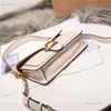 Женские роскоши сумочка сумочка Sacoche Designer Bag White Crossbody Tabby сумки из кожа багет с тисненой сумкой зеркал качество Crossbody Fashion Satchel Envelope Bag 342