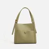 Totes 2024 NICHE DESIGNER Luxury Retro Bucket Bag Exquisite and Versatile Handbag High-End Casual Simple Shoulder Phone