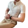 Chemises décontractées pour hommes tendance de la mode d'été Busineen Businet Slim à manches courtes Shirt Men Coll Bouton Bouton Solide à rayures Solide Top résistant