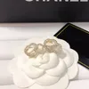 Boucles d'oreilles Luxury Stud Designer 18K Lettres plaquées Gold Care Boucles d'oreilles Crystal Righestone Bijoux de mariage Cadeau