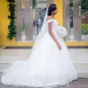 Brautkleider mit Kleid Hochzeit Spitze eleganter Applique Perlen Tüll Sweep -Zug von den Schultergurten Gespür gemacht.