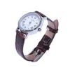 Armbandsur Ulzzang Alloy Ladies Simple Retro Compa Compact Roman Digital Dial Waterproof Leather Thin Strap Quartz Watch