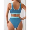 Swimwear femminile 2024 Nuovo costume da bagno diviso in bikini per bikini per piccole fossa colorato ad alta vita alta