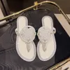 2024 Designer tofflor Womens Famous Fashiong Flip Flops Slipper Miller Sandaler Leather Metallic Silver Pink Black Brown Women Trainer Beach Shoes