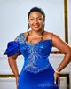 2024 Plus Size Prom -klänningar för speciella tillfällen Royal Blue PROMDRESS Illusion Långärmar Täräckade paljetterade spets födelsedagsfestklänning andra mottagningsklänningar AM811