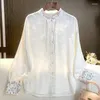 Kvinnors blusar 2024 kinesisk stil vit broderi vintage skjorta zen maträtt spänne tang kostym hanfu topp kvinnor blus