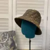 Female Classic Letters Fisherman cap Fashion Couple Versatile European and American Style Bucket Hats 272u