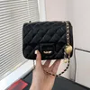 Vintage Velvet Frauen Designer Klassiker Klassiker Beutel Crush Pearl Gold Ball Metal Hardware Matelasse Kette Schöne Kreuzkörper Schulter Handtasche Luxus Geldbeutel