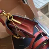 Kadın Tasarımcı Omuz Sacoche Kırmızı Tabby S Erkek Moda Lüks El Debriyaj Deri Çanta Uette Üst Kalite Crossbody Cüzdan Cüzdan Satış Zarfı 597