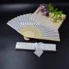 Pinsel 100pcs Weiß Elfenbein Hochzeit Geschenk Bambus Handfan Personalisierte Namen Souvenirs dankt Gäste Taufe Taufe Party Gefälligkeiten