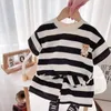 Shortsleeved Set Striped T -Shirt Shorts Boys Sommer Trendy Kostüm Babys Mode runde Nacken -Tracksuits Childrens Clothing 240430