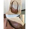 The Row Trup Leather Womens Half Moon Sacs sous les bras authentiques Luxury Designer Bodin Cross Body Toitrage Kits Clutch Cluth