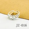 Rings de cluster Walerv for Women Personalidade Custom Carta