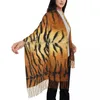 Écharpes écharpe à imprimé pour peau tigre avec pavillon de châle chaud animal moderne des femmes conception du grand hiver bufanda mujer