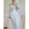 Najnowszy długi biały ramię w sukience z koronkową wysoką podłogą Długość podłogi suknie ślubne romantyczne vestido de novia es
