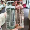 Tumblers 2 litros Hervidor de plástico Botella de agua de viaje portátil Gran