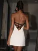 Lässige Kleider Mozision Rückenfreier Verband sexy Mini Kleid für Frauen Mode weiße Offulder-Schulter trägerloser A-Linie-Club-Party elegant
