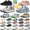 Designer di alta qualità Scarpe da corsa Scarpe Sports Scarpe Allenatori in pelle Nera Silver Rain Cloud Sea Salt Atletico Uomini Donne 9060 Sneaker basso prezzo