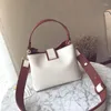 Sac Style Portable Fashion One-épaule All-Match Messenger Generation Feme Feme Handbag Cuir