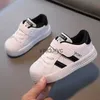 Sneakers Boys Ldrens Casual Shoes Girls Fashion Hook Sport Bieg Footler Toddler Non-Slip Chalaking Kids Bute H240506