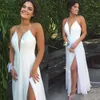 Einfache Kleider sexy Strand 2020 Rücken Chiffon Seitenschlitz Halfter stürzen v Hals bodenlange Hochzeitskleid Vestido de Novia Estido