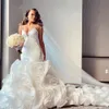 Biała syrena sukienki ślubne bez rufy pociąg satynowy tiulowy projekt elegancka suknia ślubna