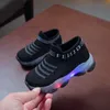 Sneaker per bambini scarpe sportive casual scarpe da ragazza scarpe a led scarpe sportive scarpe calze luminose comode scarpe da tennis q240506