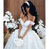 Robes florales mariage 3d robe nuptiale applique de l'épaule