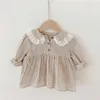 Rompers meisjes kleren Peter pan kraag plaid Baby Bodysuit met lange mouwen H240506