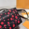 2024 Women Bolsa Bolsa Bolsa Letra Red Dots Red Dots Impred Crossbody Bags Zipper