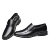 Chaussures habillées pour hommes Fashion Point Toe Mens Business Casual Chores Brown Brown Black Cuir Oxfords Chaussures Zapatos de Hombre 240428