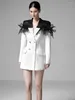 Frauenanzüge 2024 Frühjahrsanzug Blazer Slim Fit 3D Design Sinn für doppelte Baceed Long Sleeve Jacke Taille Schließstil Style Mantel