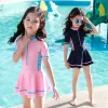 Swimwear 2024 New Girls Swimsuit OnePiece Swimwear Upf50 + Imprimer bébé manches longues pour enfants en bas âge pour enfant en bascule