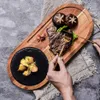 Блюдо тарелки натуральный деревянный стейк с шлаком из шаркота из шаркотирования суши -тарелка для барбекю для барбекю для гриля.