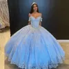 Blauwe jurken kralen Quinceanera Applique Sky Lace Spaghetti -riemen Tiered Tule Crystals Custom Made Prom Princess Sweet 16 Verjaardagsfeestjurk Vestidos