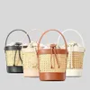Fashionable Hollow Bucket Bag Imation Willow Womens Handbag Luxury Pu Leather Axel crossover Bag Summer Beach Bag 240425
