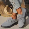 Lässige Schuhe Ladies Frühling 2024Fashion Mesh atmungsaktives Frauen einfache farbige Flache Anti-Rutsch-Damen Vulkanisierte Größe großer Größe