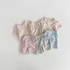 Pyjama's 2024 Nieuwe Kids Pyjama Set Koreaanse stijl Hart T -shirt en Stripe broek 2 PCS Sleep Wear Girls Sleepset H240509