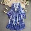 Vestido maxi feminino manga de batwing azul e branca porcelana impressão boêmia férias designer de moda vestidos de verão FALDAS 240422